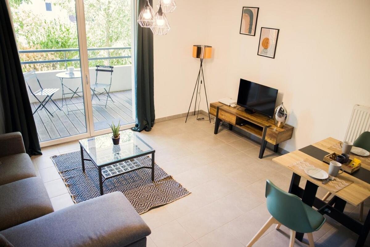 Le Jardin Séquoia - Terrasse - Parking - Arrivée Autonome LʼUnion